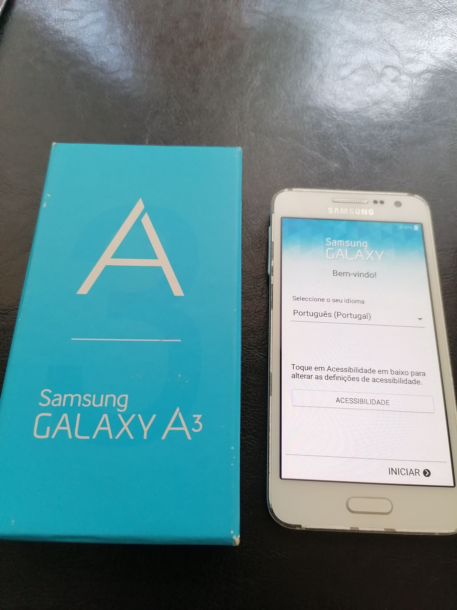 Samsung Galaxy A3 16GB
