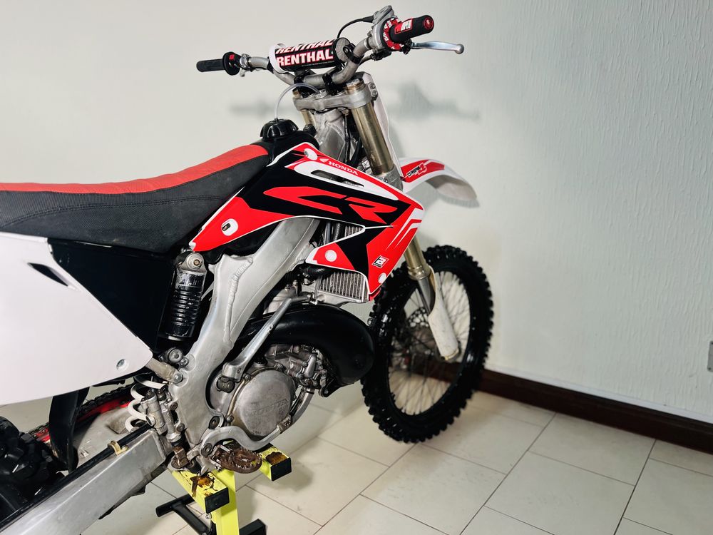 Honda Cr250r // Rc valve