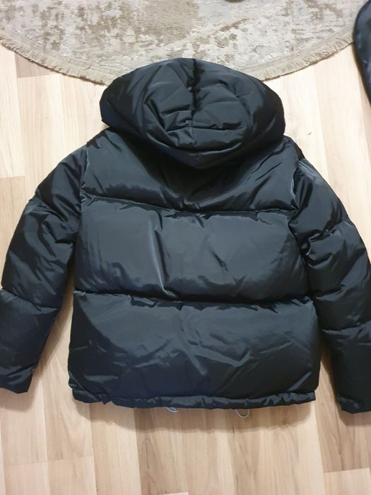 Пуховик Prada 38 рамер