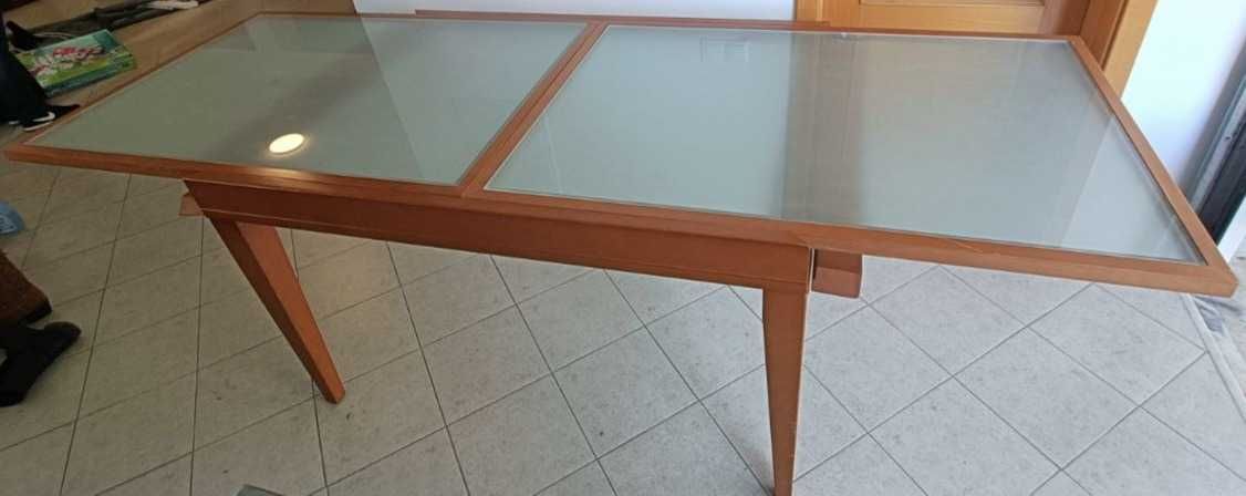 Mesa de jantar 130x90cm extensível