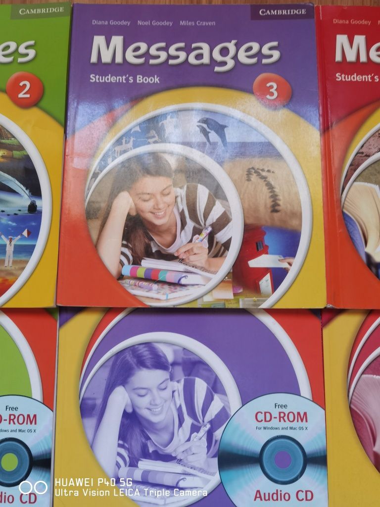 Livros Instituto Inglês Cambridge 2,3,4