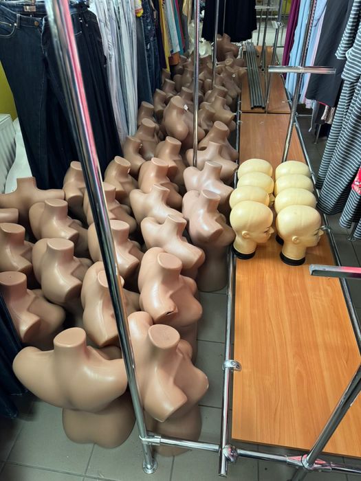 Манікен пластиковий жіночий (є ОПТ)