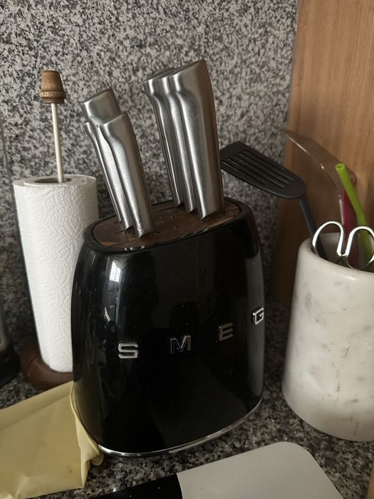 Smeg faqueiro base preta