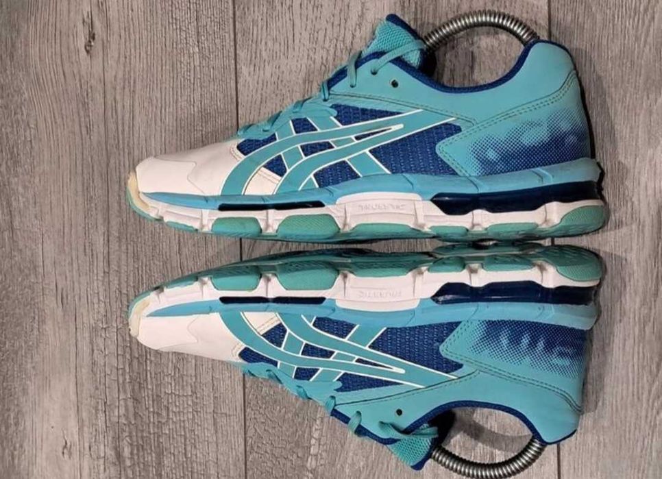 Оригінальні кросівки Asics GEL-NETBURNER ACADEMY 8