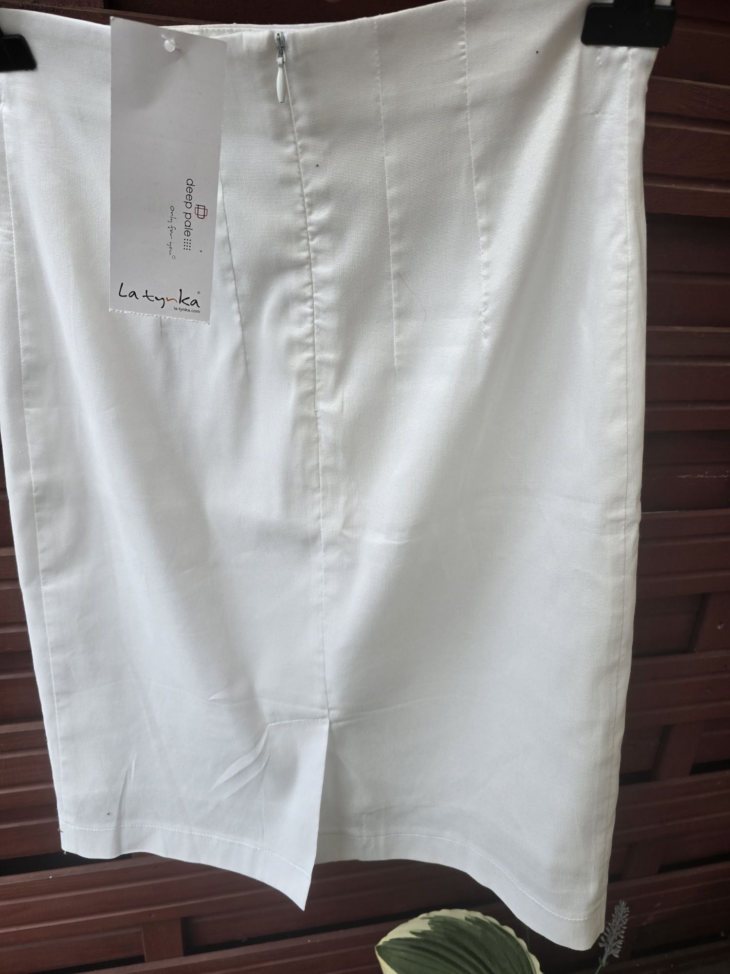 Biała spódnica mini 36 Cotton club