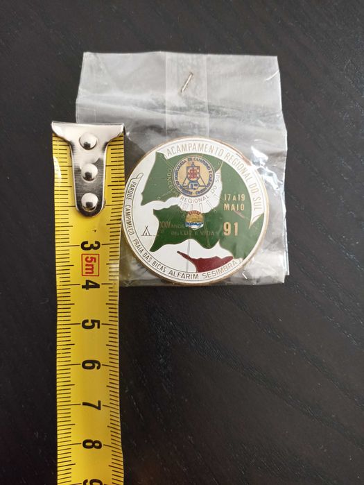 Pin Federação Portuguesa de Campismo e Caravanismo 1991