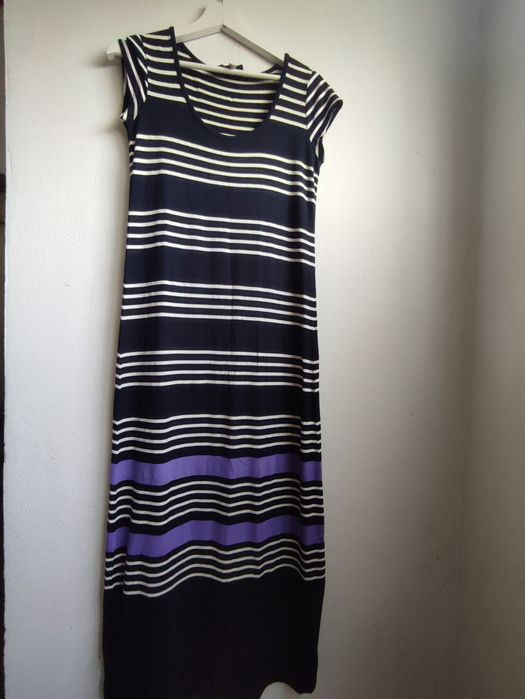 Vestido longo Crew Clothing Company
