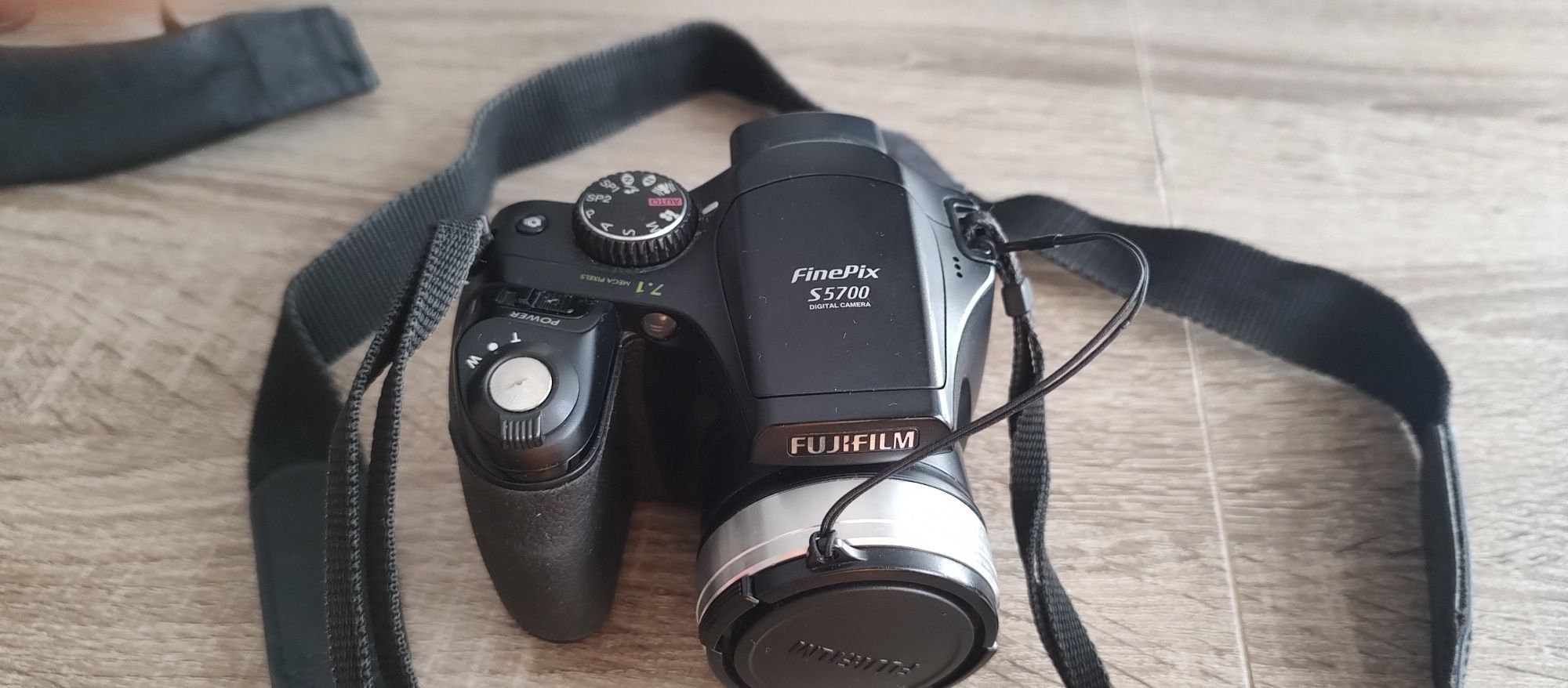 Aparat Fujifilm finePix s5700