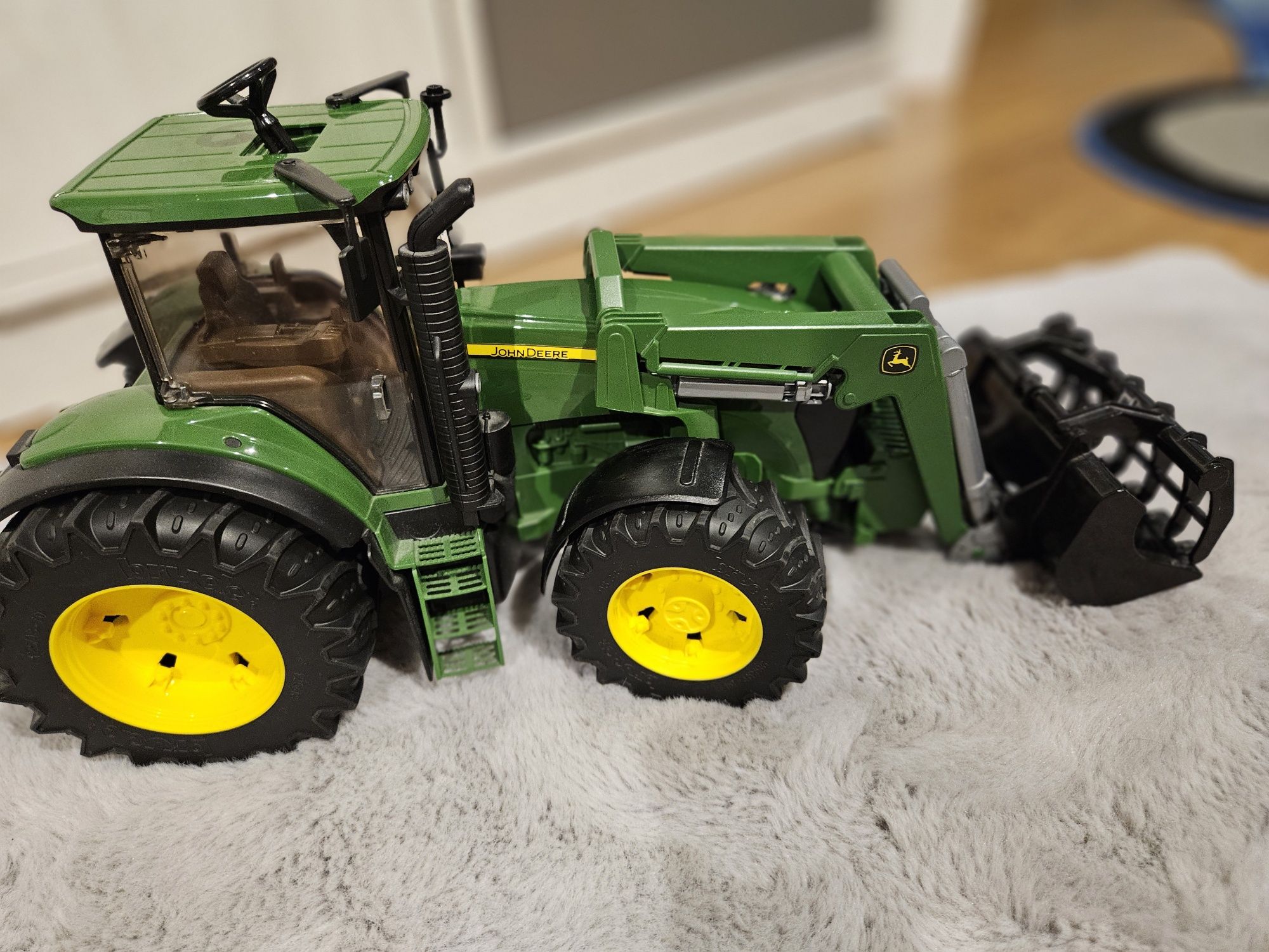 John deere 7930 Z turem.