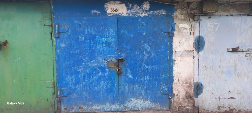 Невеликий Гараж 2.2х5м на ЮГОКе