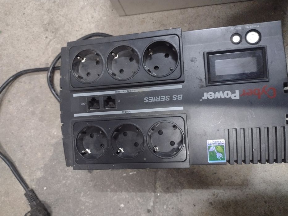 Zestaw starej elektroniki