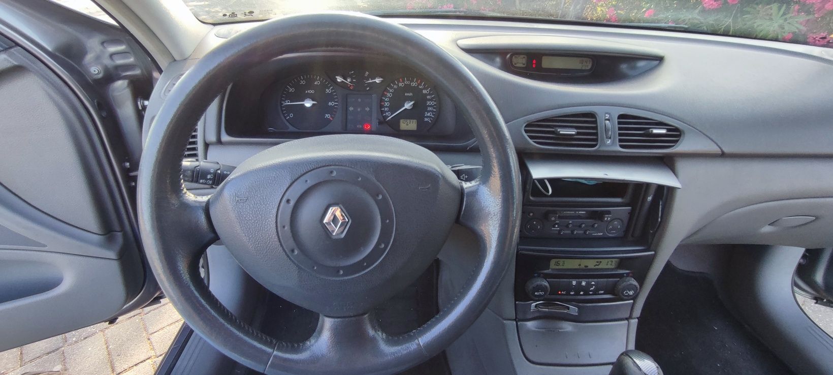 Renault Laguna 1.6 Expression 16v Como novo