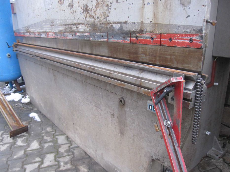 Prasa hydrauliczna krawędziowa giętarka do blachy 305/03,05