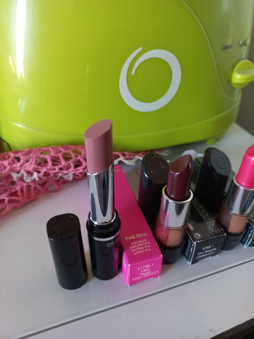 Ультракремова помада  5-в-1 The ONE Oriflame