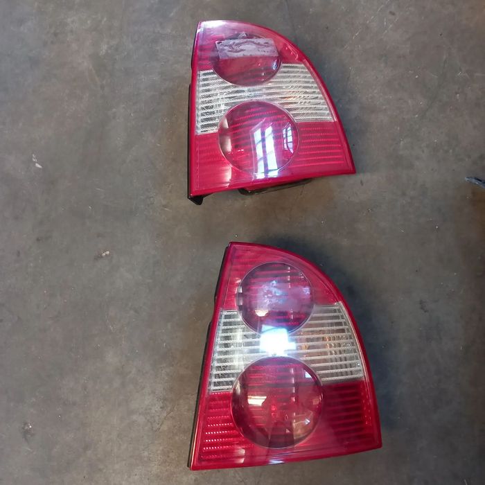 Farol traseiro lado passageiro vw passat carro 2002