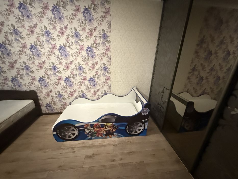 Телефонуйте домовимось !Здам 2 кім центр міста Пушкіна Парк 12000