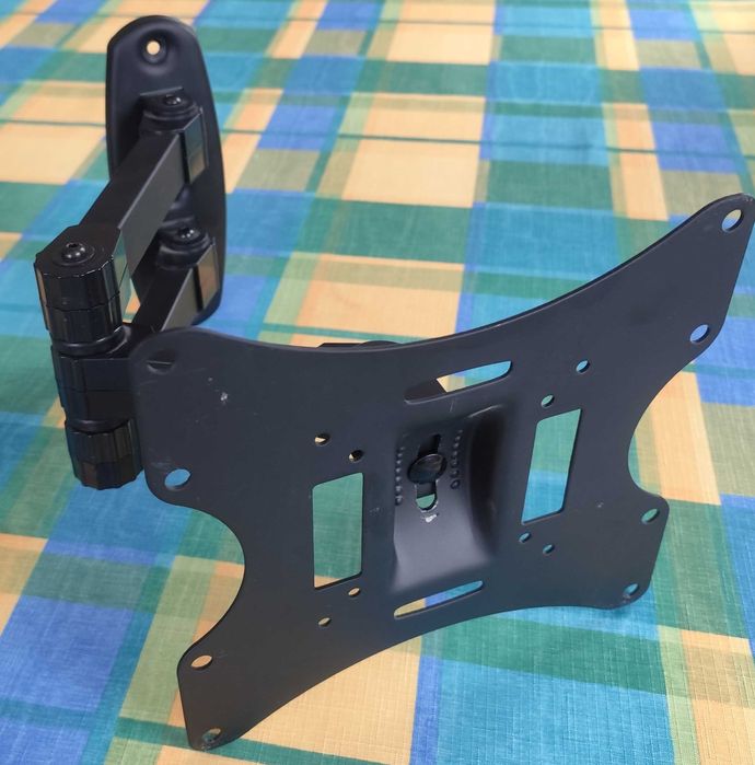 Uchwyt do tv - Vesa 100 x 200