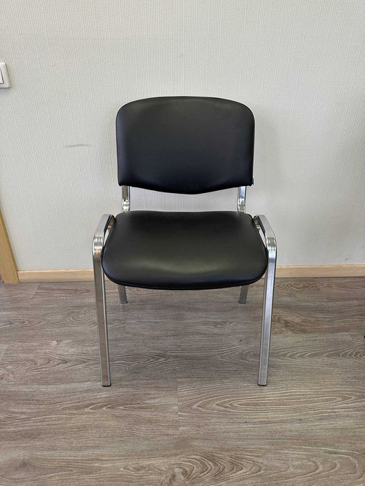 Стілець офісний A1 Ізо 12шт. В гарному стані, м. Шулявська