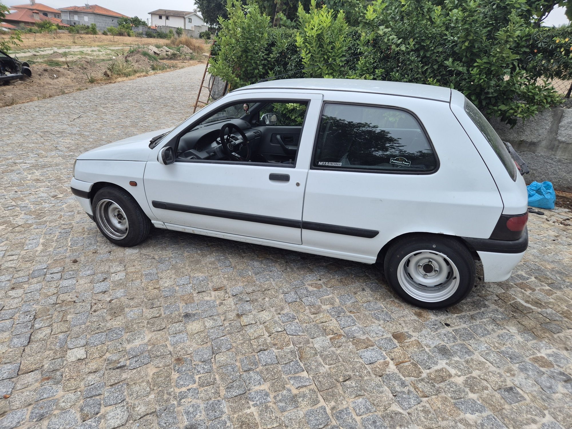 Renault clio 1  1.9d
