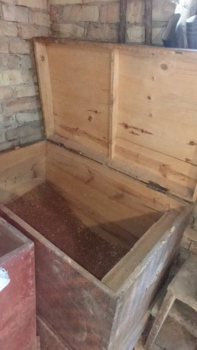 Дерев'яна скриня,  велика, 80 років