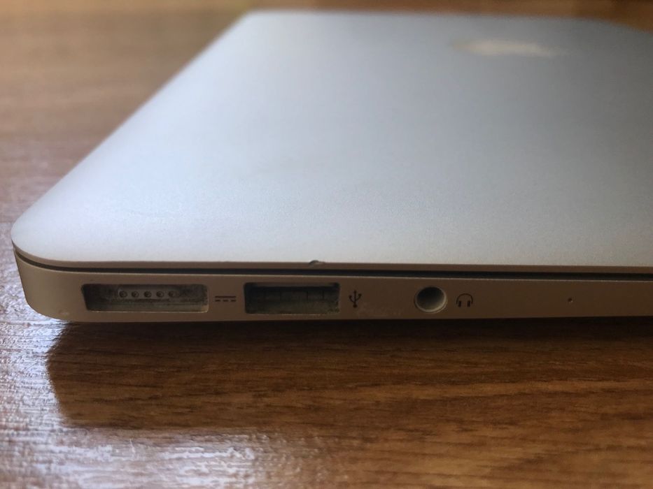 Macbook Air 13" | 2013 | RAM 8 GB | 128 GB