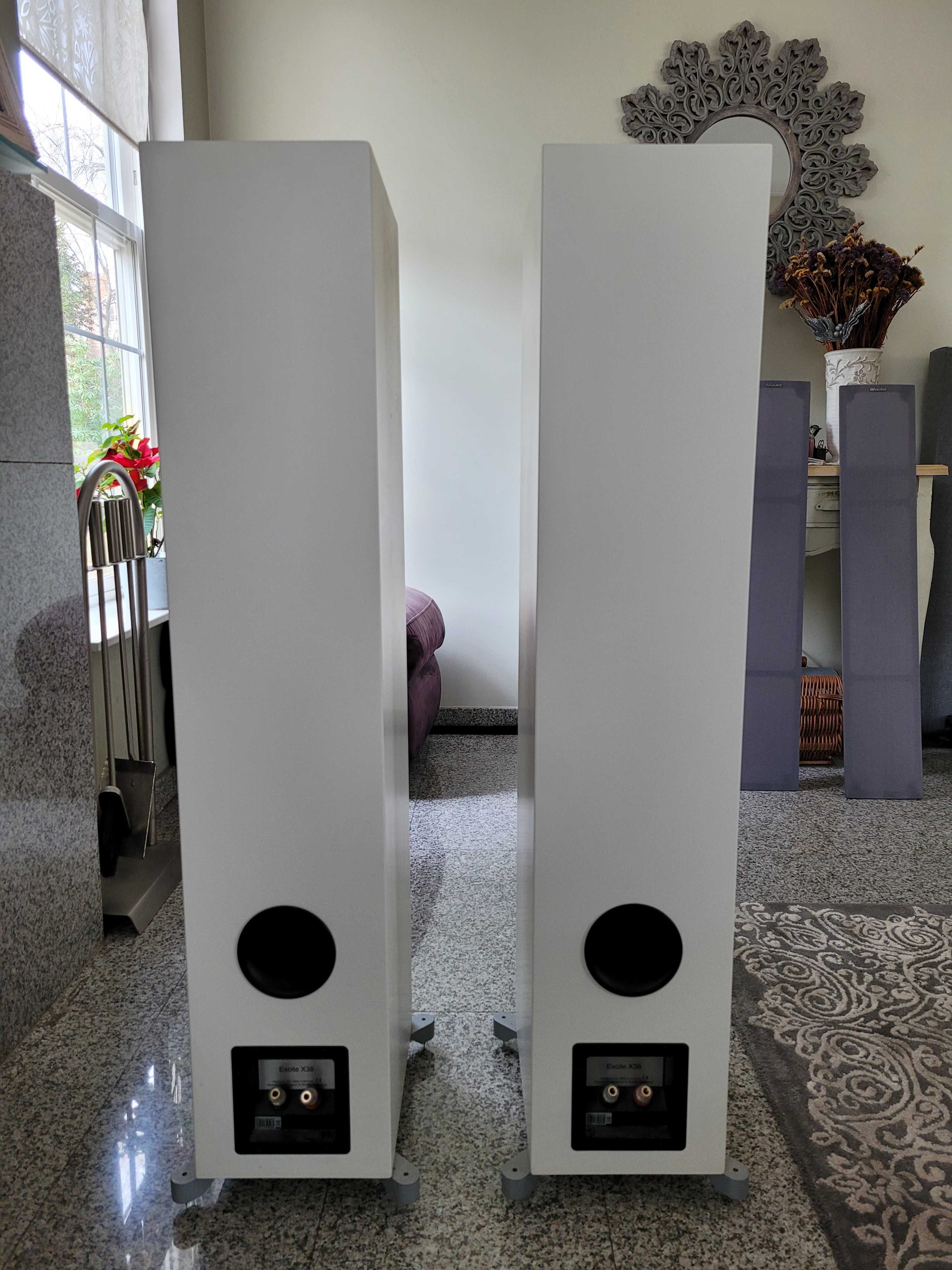 Dynaudio Excite X38 White Satin