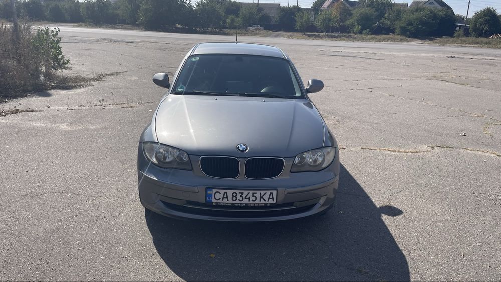 BMW 1 series 2.0 бензин