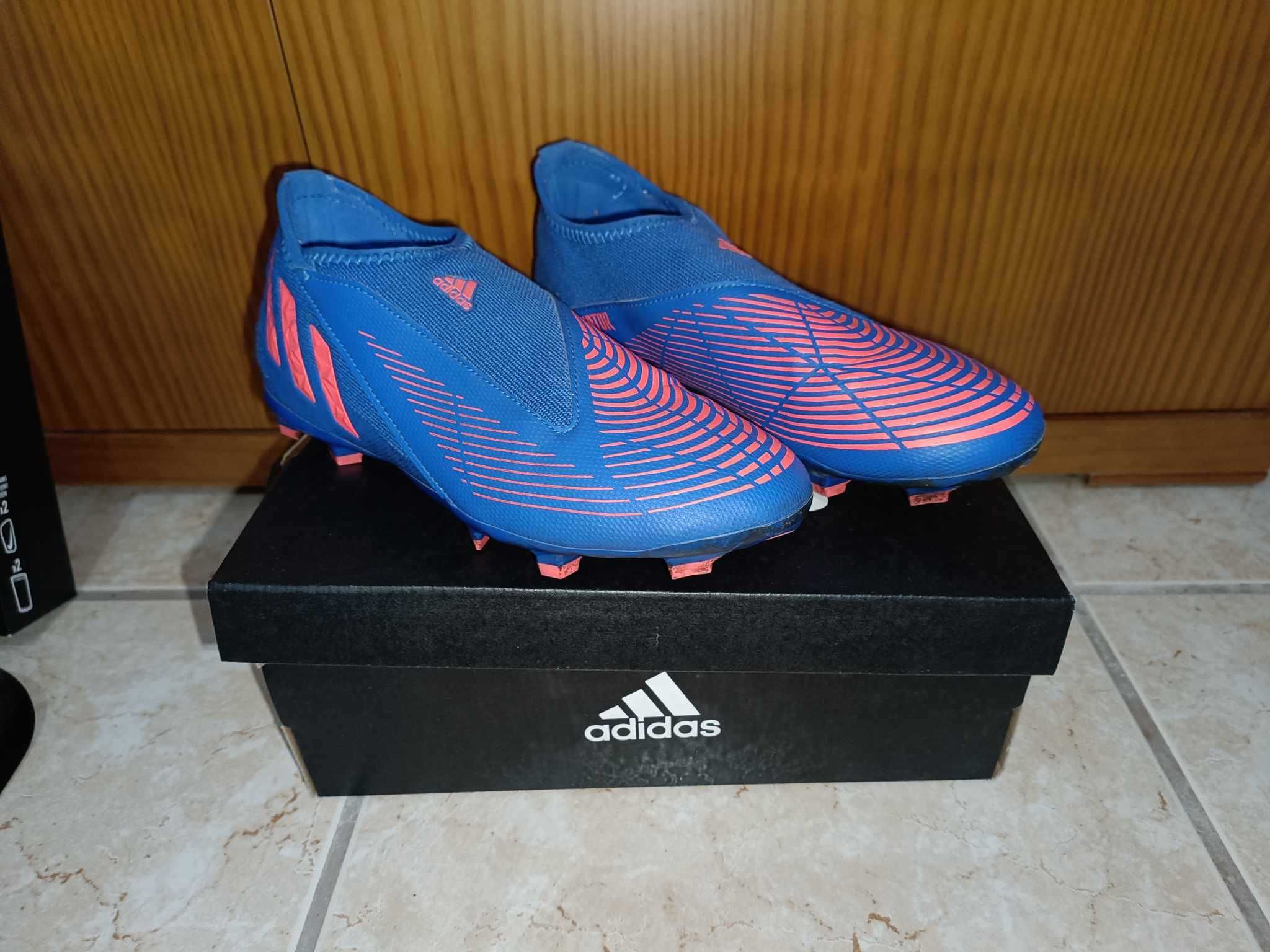 Chuteiras adidas   tamanho-36 2/3