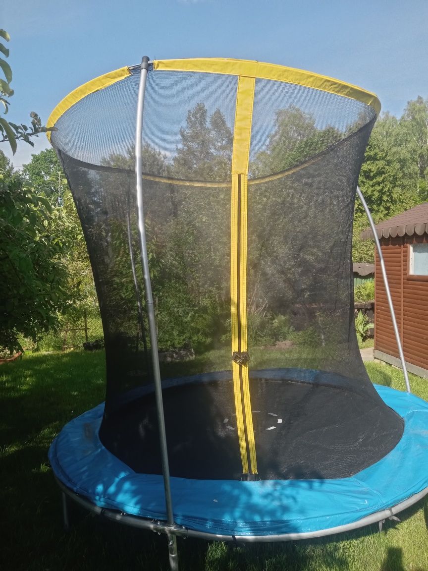 Trampolina 250 .