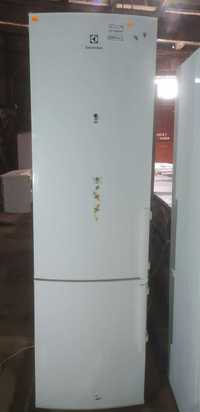 Холодильник Electrolux EN4000AOW  (202 см) з Європи