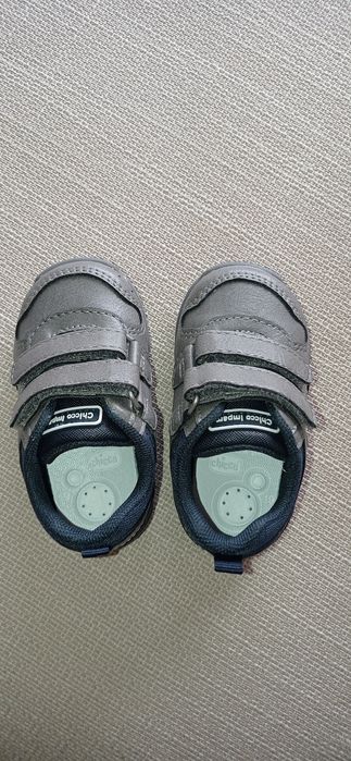 Sapatos de bebe Chicco 19