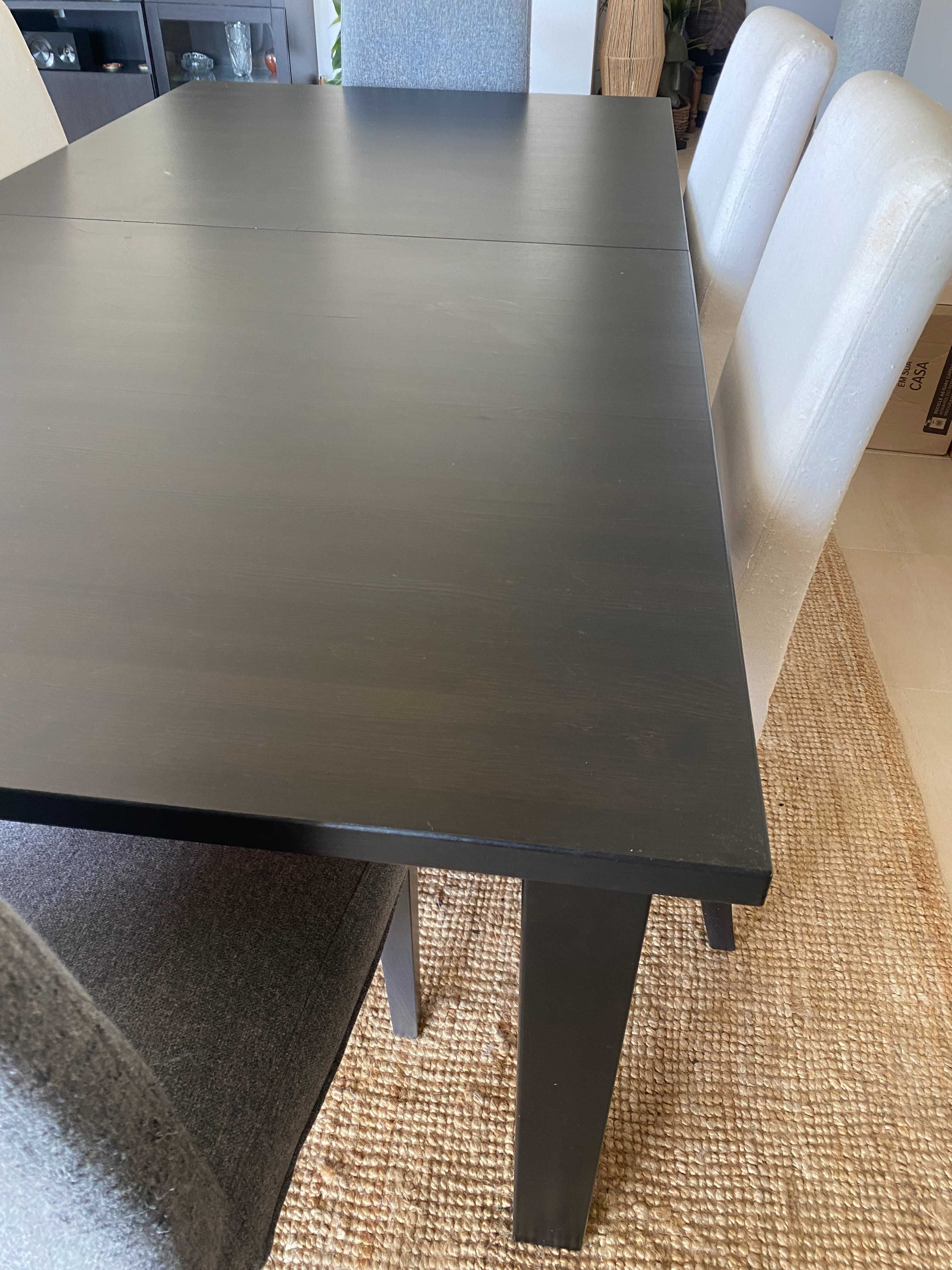 Mesa e cadeiras de refeição IKEA Stornas e Henriksdal