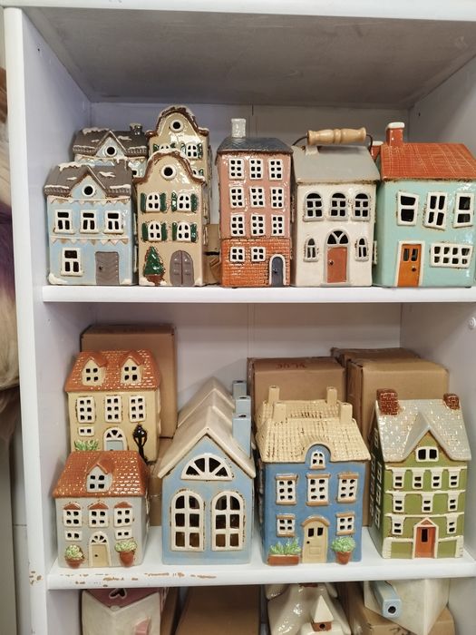 Domek kamienica na tealighty wys. 17.5 cm