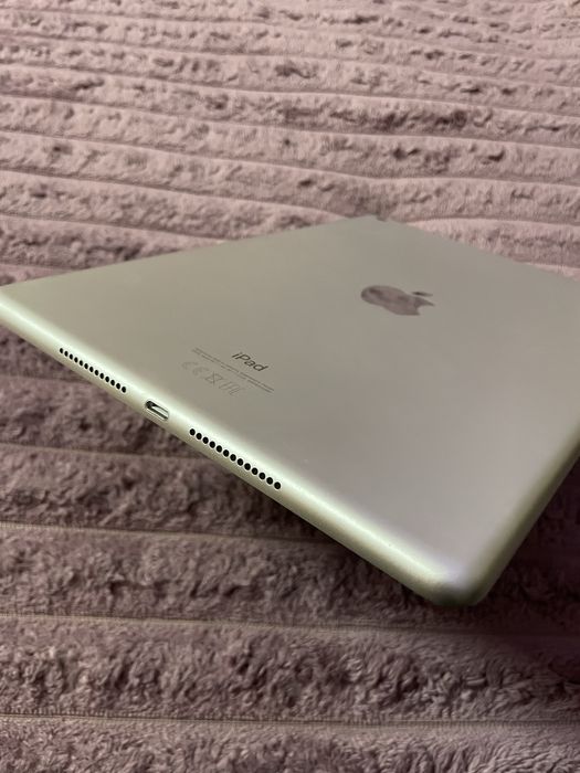 Tablet Apple iPad 9generacji (9th Gen)