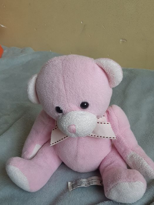 Różowy pluszowy miś