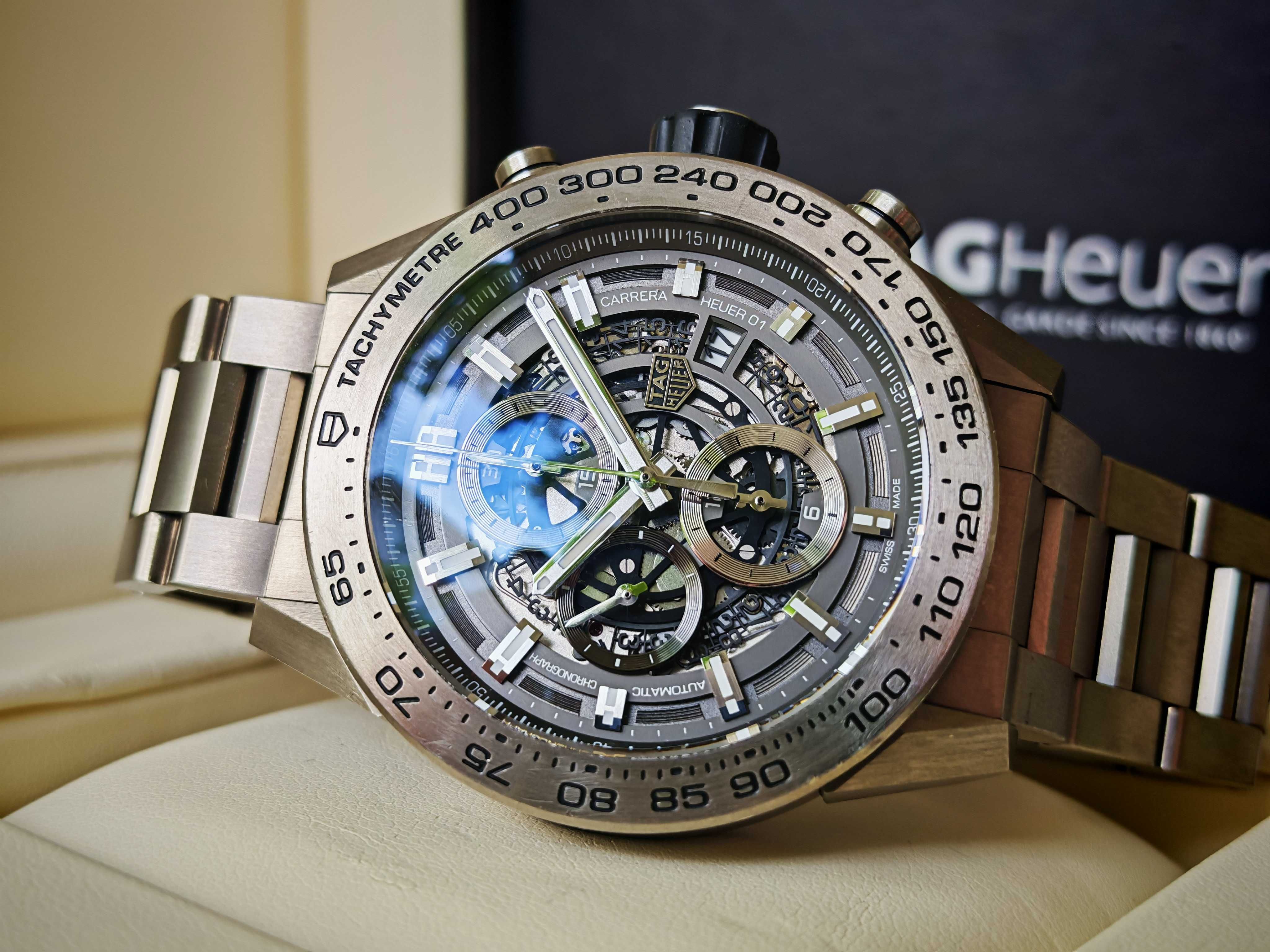 TAG HEUER Carrera Caliber Heuer 01 Titanium CAR2A8A.BF0707
