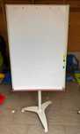 Flipchart / TABLICA na kółkach