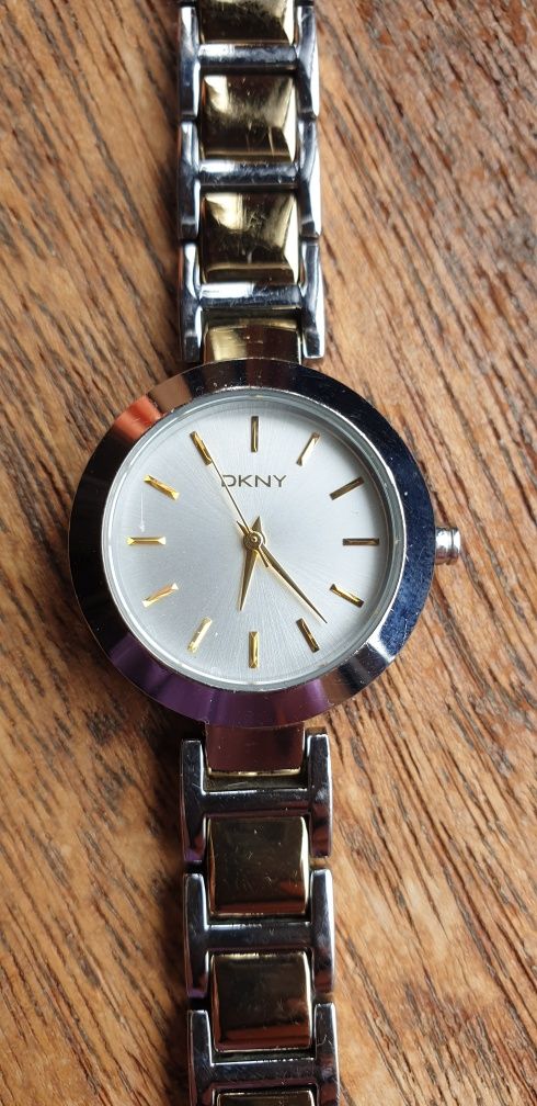 Relógio de Senhora DKNY