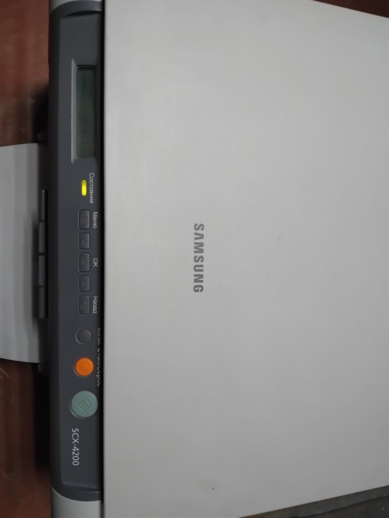 Принтер, сканер, ксерокс БФП Samsung SCX-4200.
