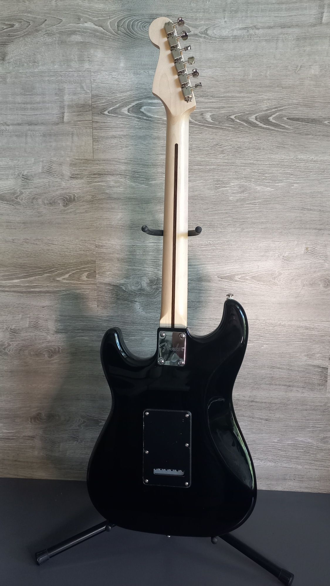 Майстрова Fender Black Strat SSS