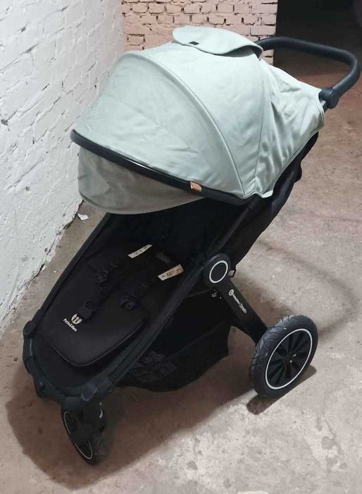 Wózek Spacerowy Petite&Mars Street+ Air Green/Black