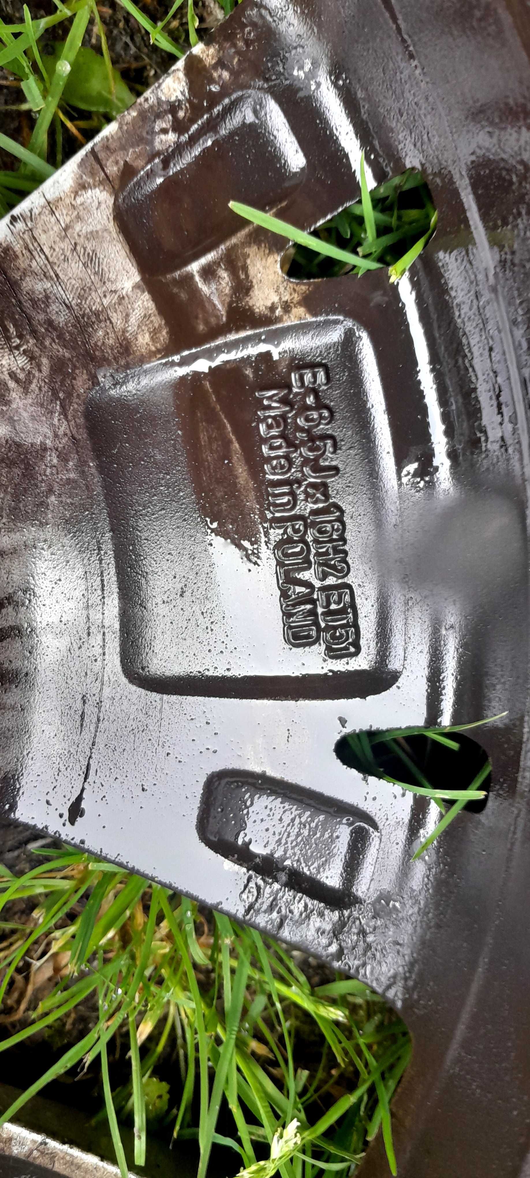 Vw t5 t6 aluminiowe felgi 16 cali