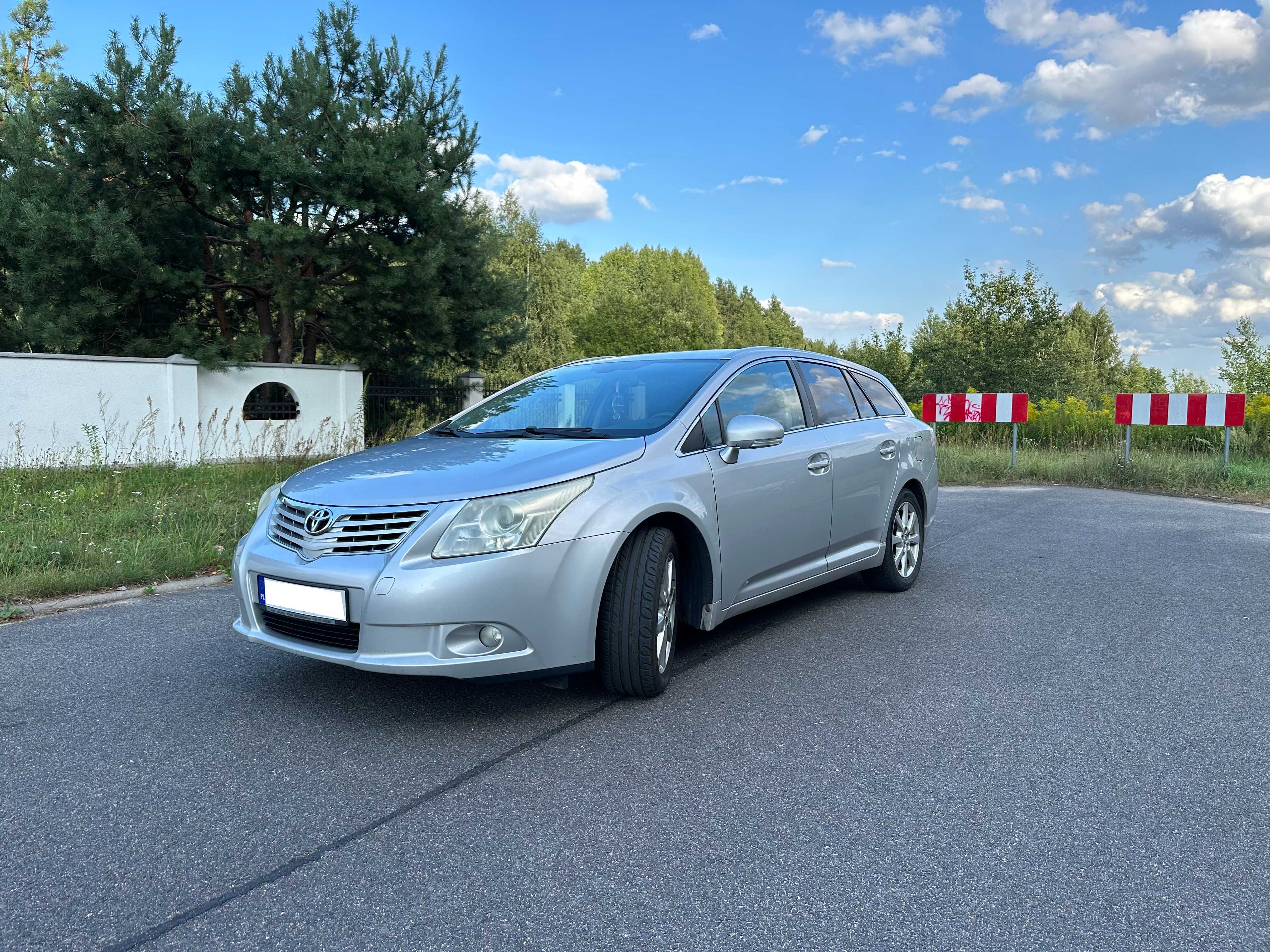 Toyota Avensis T27