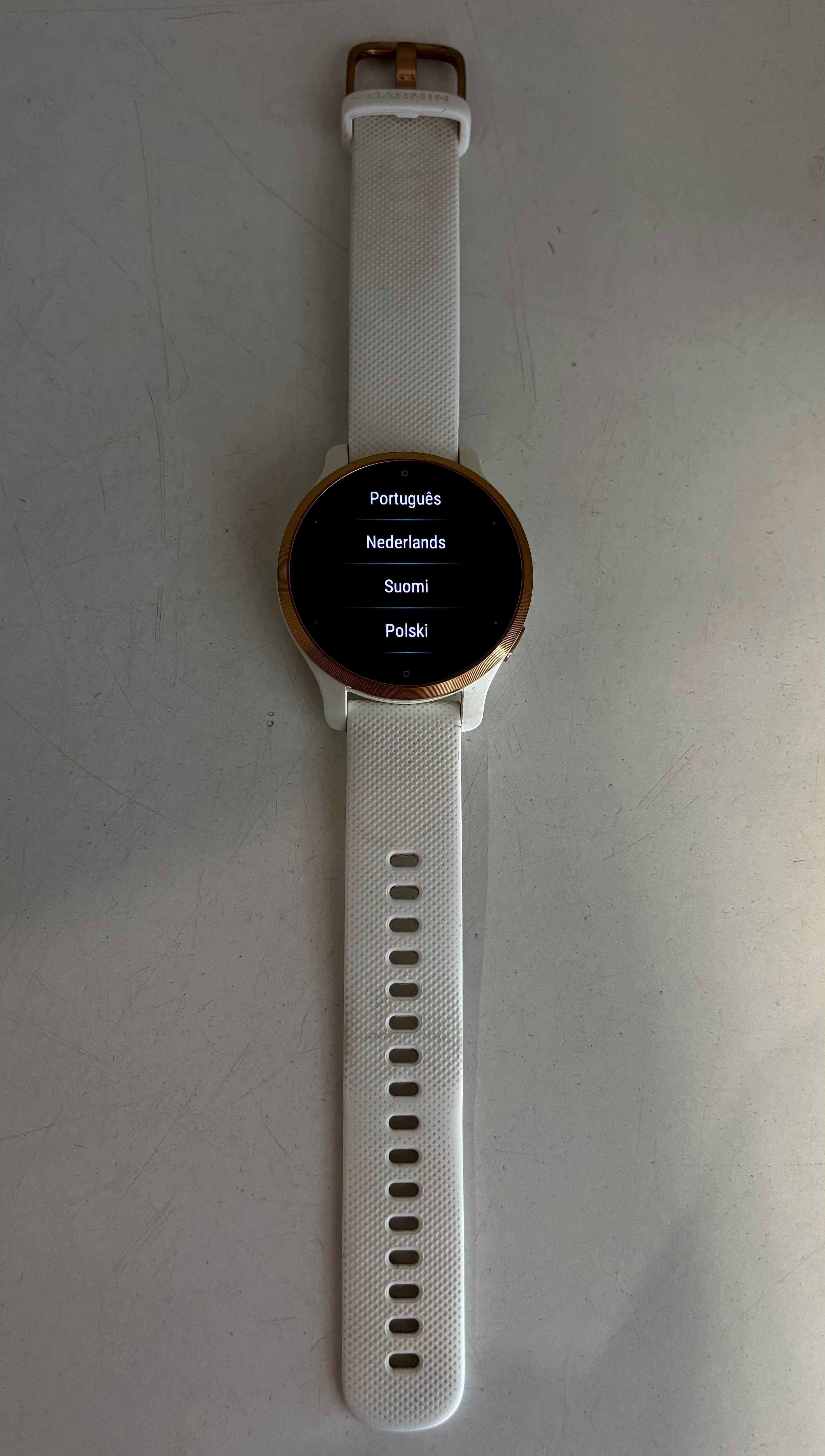 Smartwatch GARMIN Venu 2S // 40mm Różowo-złoty