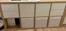 Estante com gavetas e portas Ikea