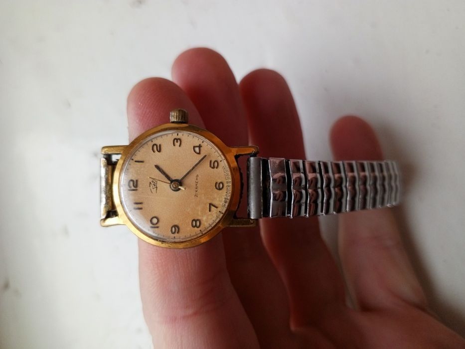 Механические наручные часы Заря 21 камня Часы женские Заря Au позолота