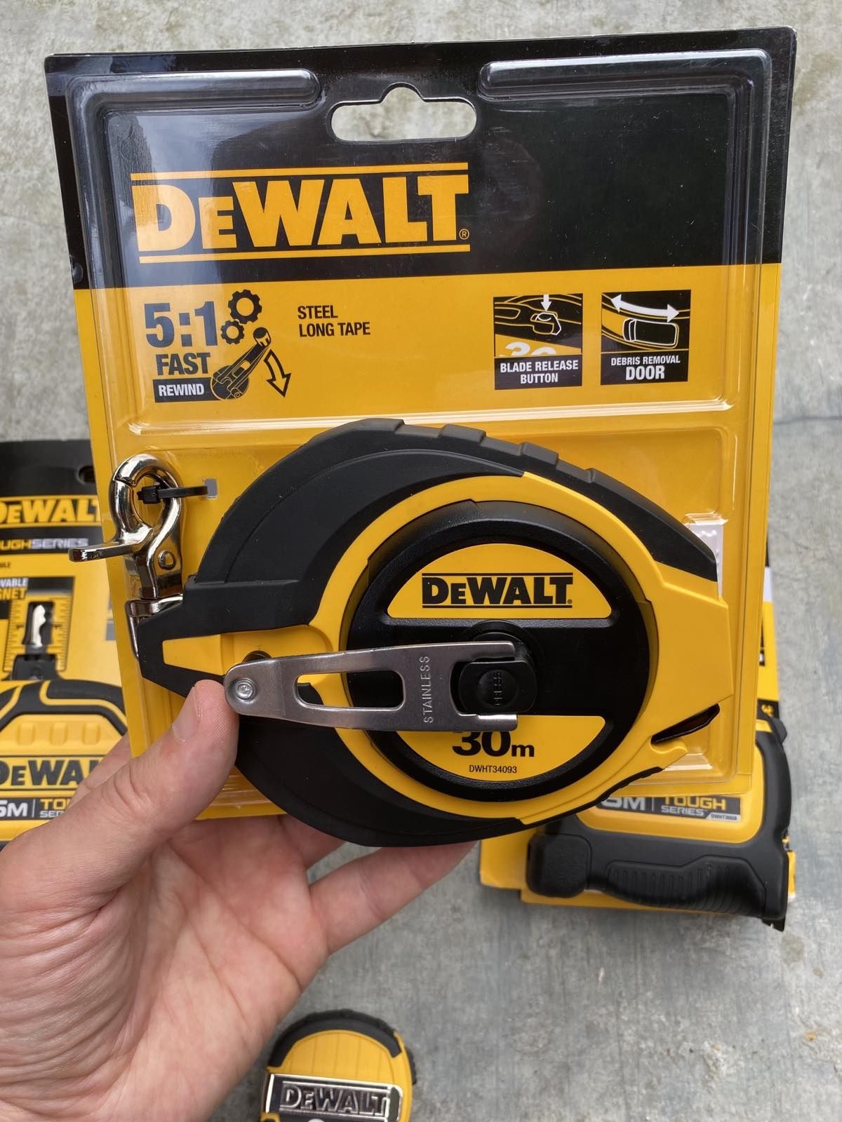 Dewalt рулетка 3/5/8/30м.