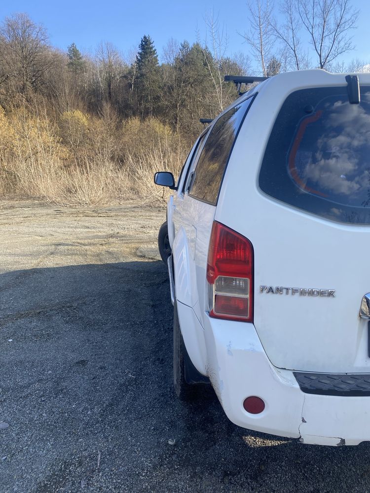 Nissan Pathfinder R51