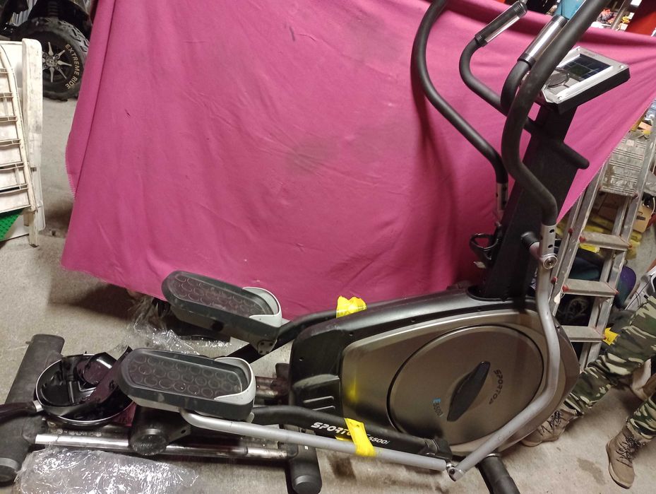 Trenażer eliptyczny orbitrek elektromagnetyczny SPORTOP E5500i