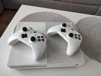 Xbox One S 2 pady+3 gry